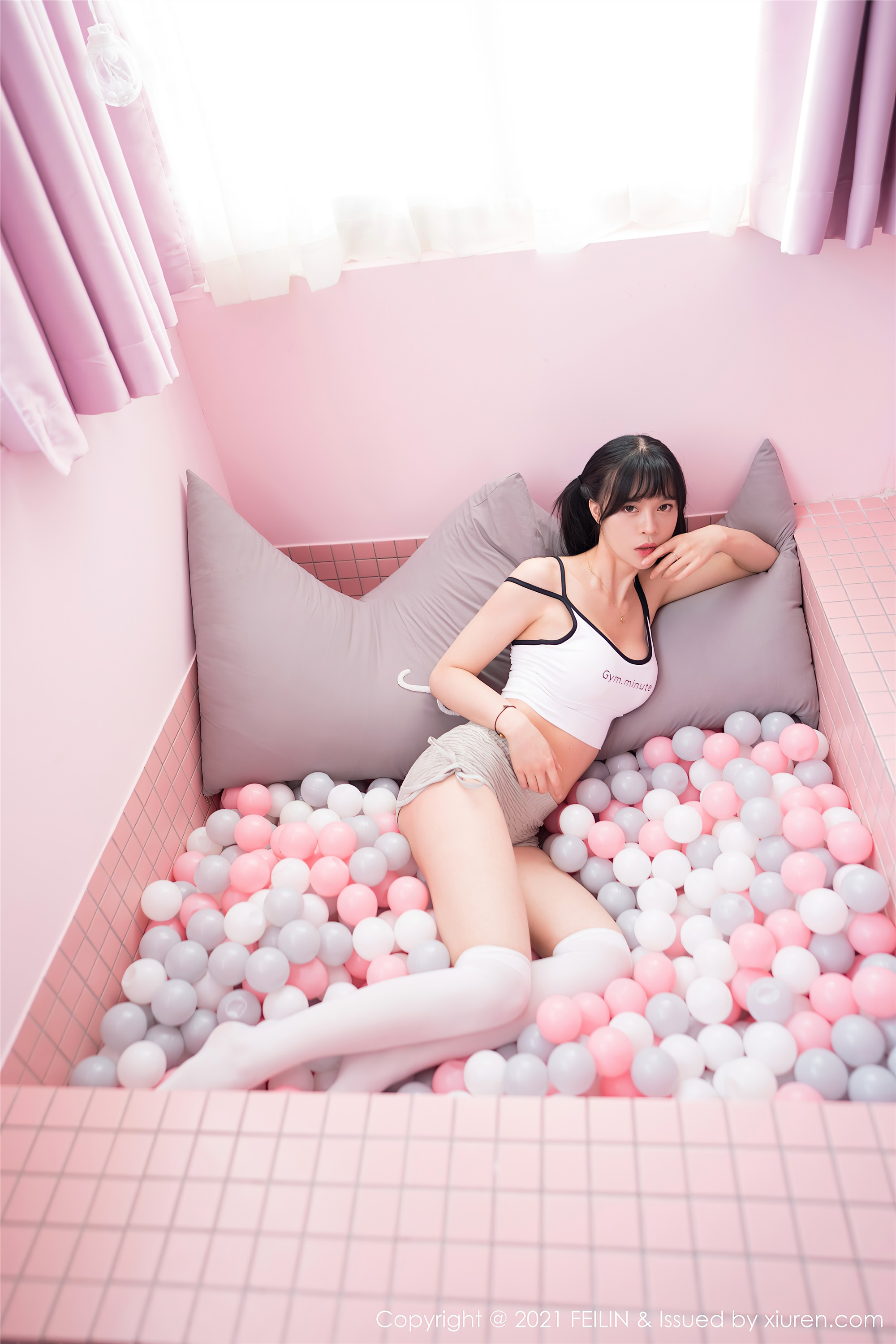 FEILIN嗲囡囡  2021.01.04 VOL.364 桃香子